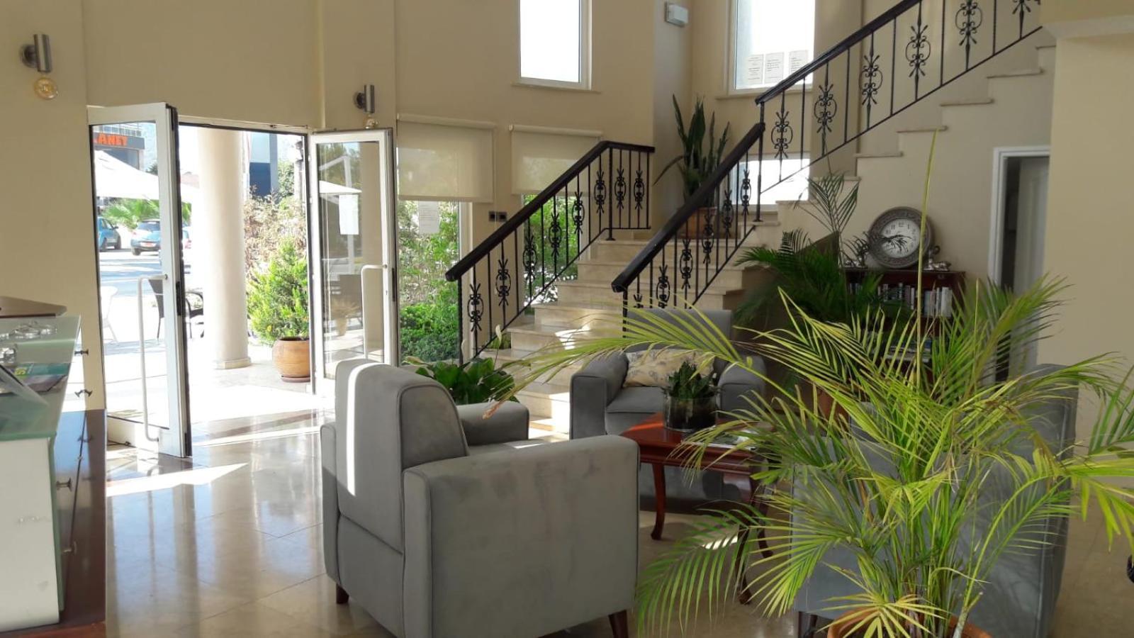 The Prince Inn Hotel & Villas Agios Georgios  Exteriör bild