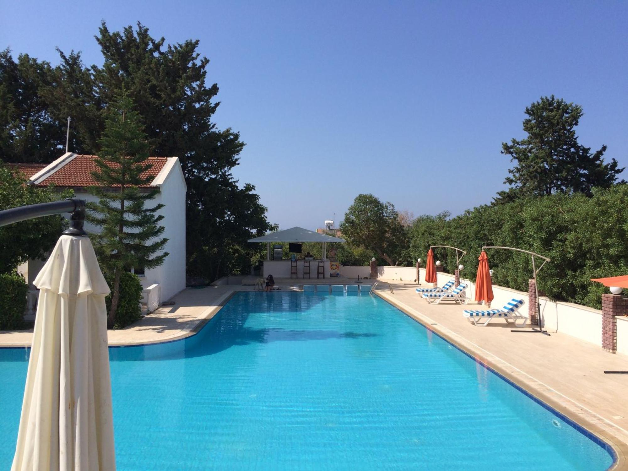 The Prince Inn Hotel & Villas Agios Georgios  Exteriör bild