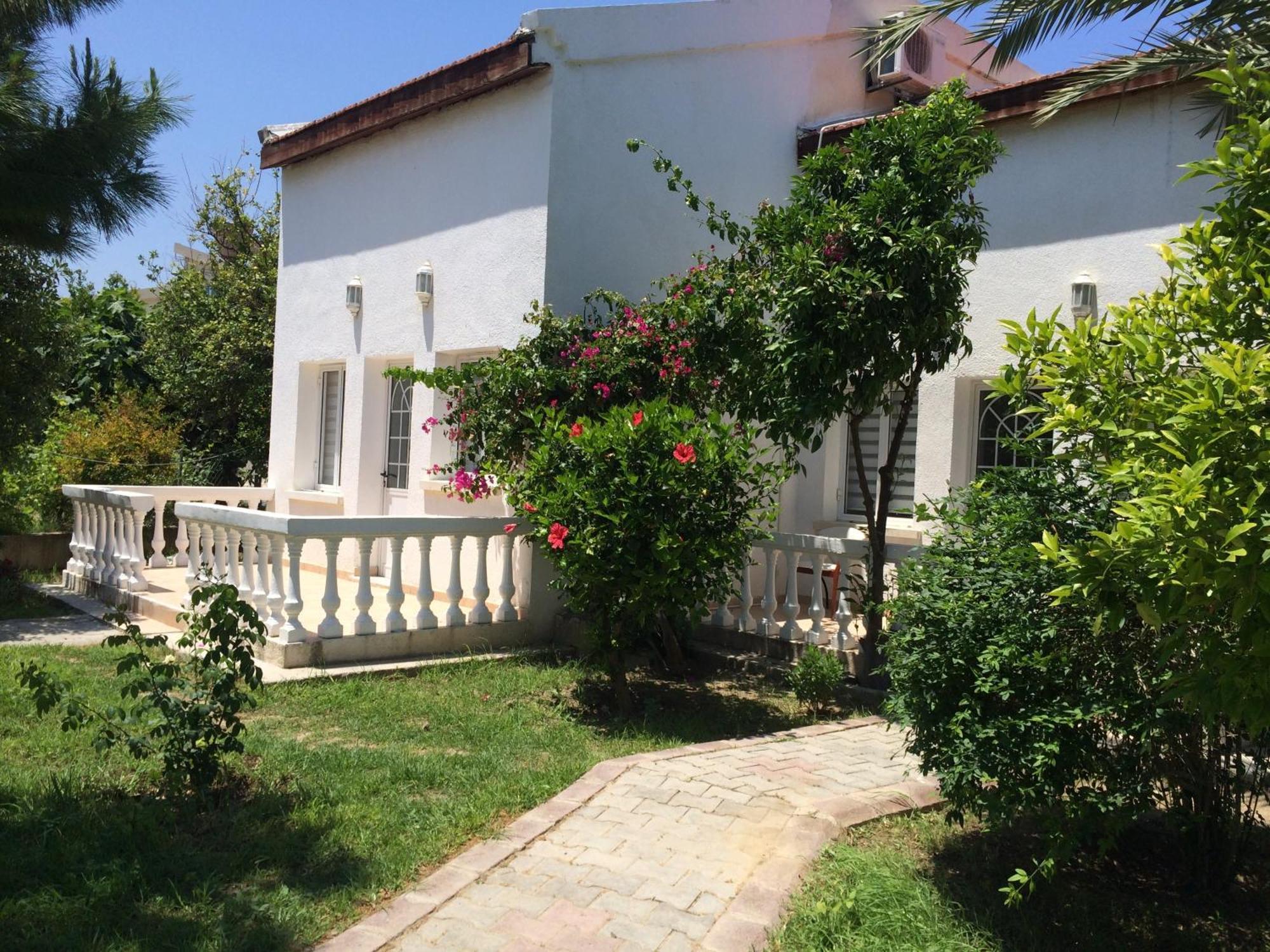 The Prince Inn Hotel & Villas Agios Georgios  Exteriör bild