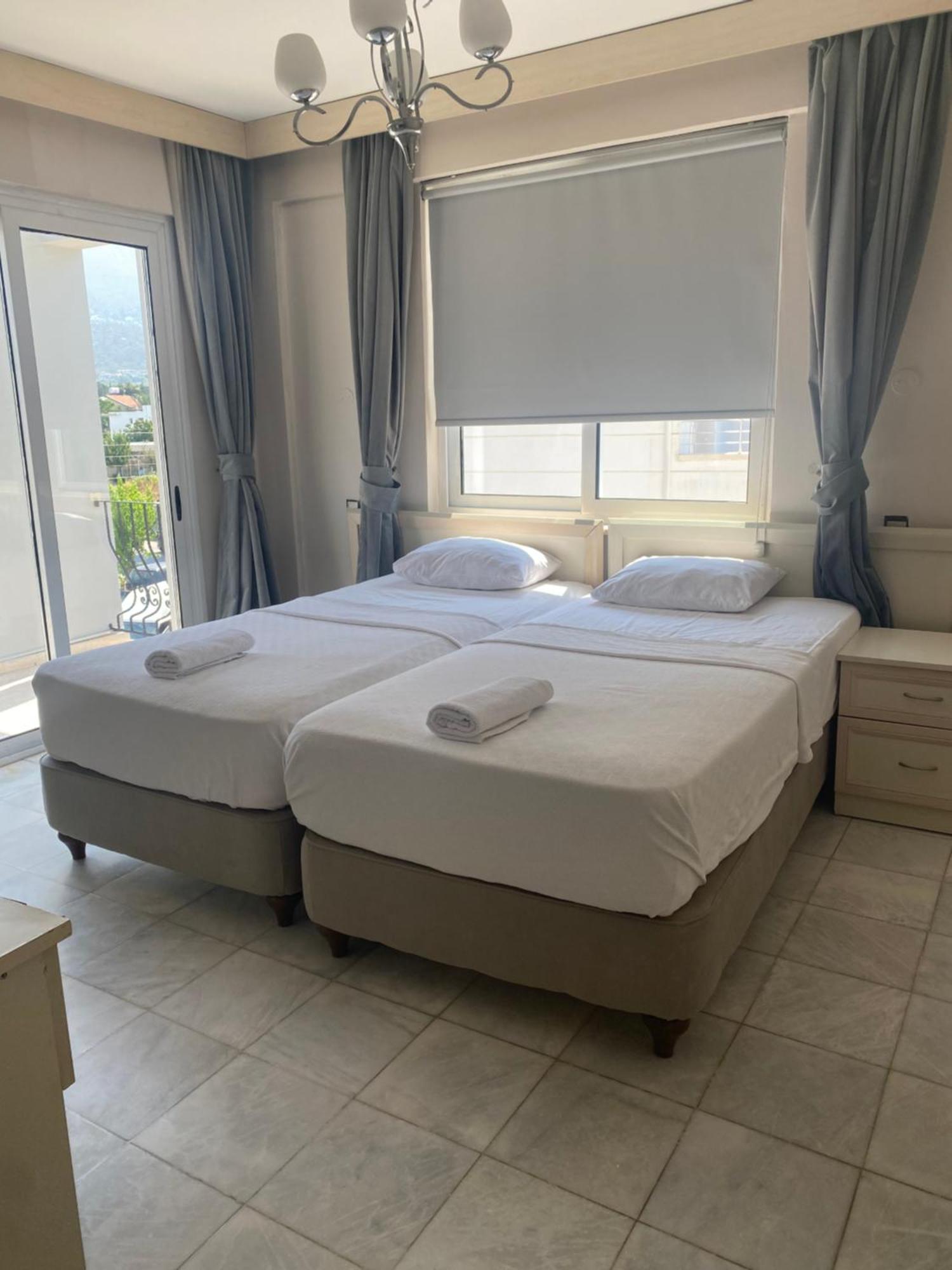 The Prince Inn Hotel & Villas Agios Georgios  Exteriör bild