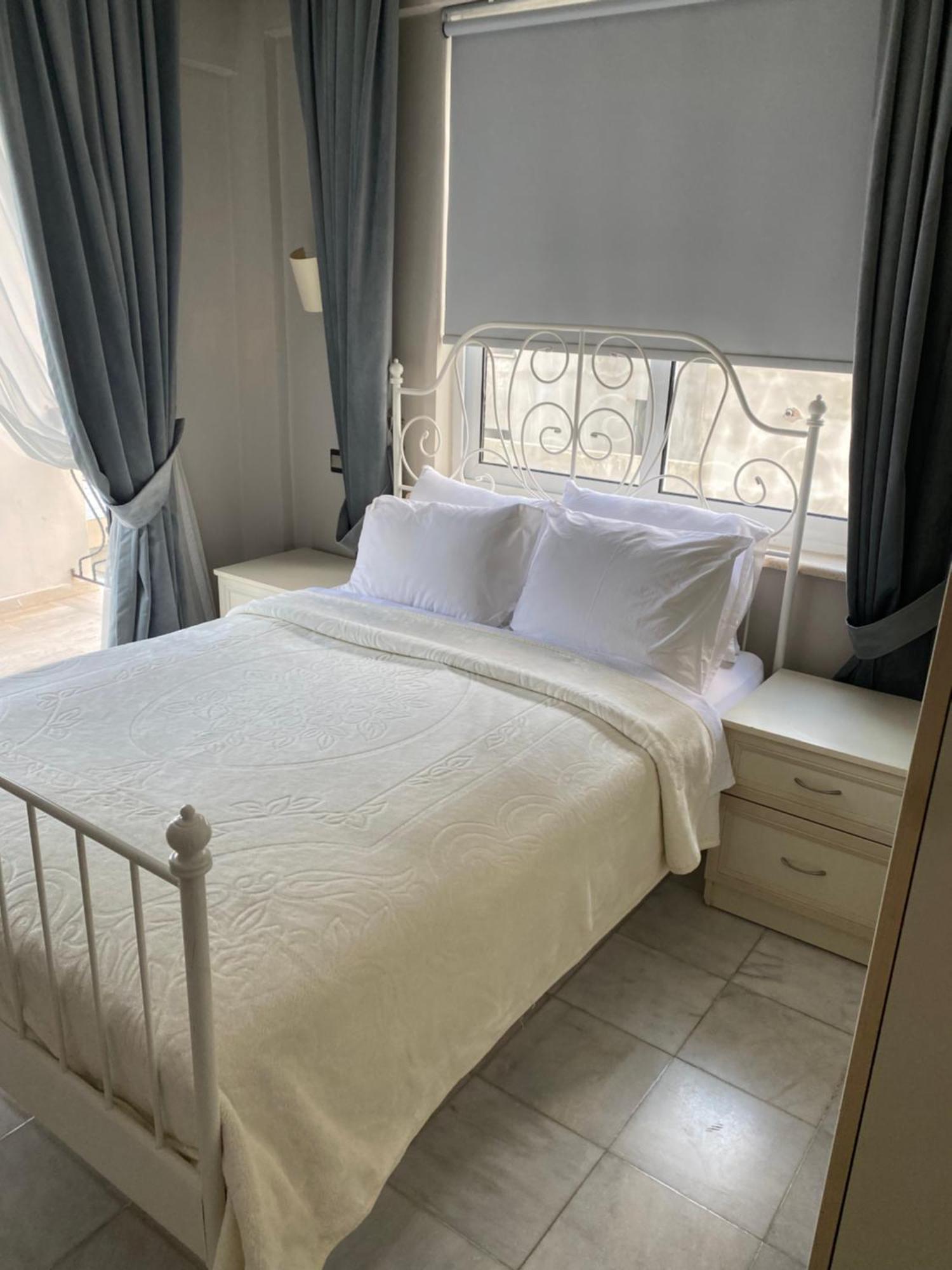 The Prince Inn Hotel & Villas Agios Georgios  Exteriör bild