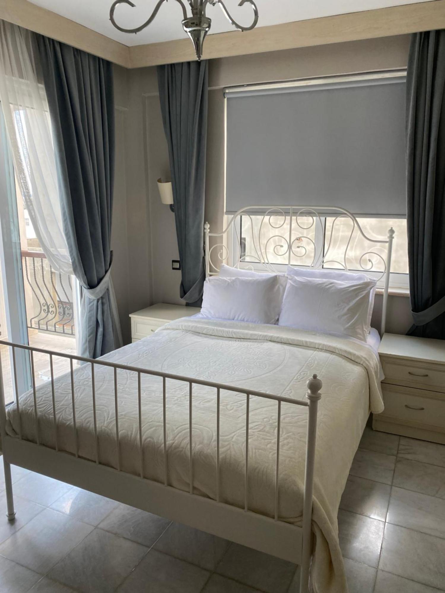 The Prince Inn Hotel & Villas Agios Georgios  Exteriör bild