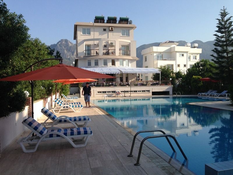 The Prince Inn Hotel & Villas Agios Georgios  Exteriör bild